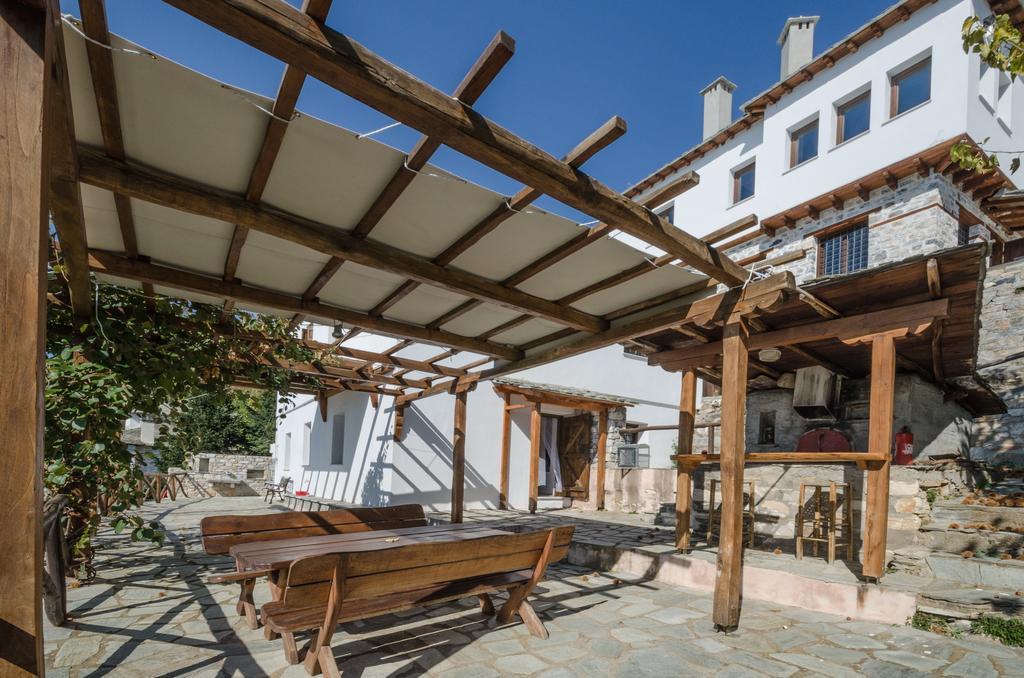 Riga'S Pinakoti Lodge Pinakátai Rom bilde