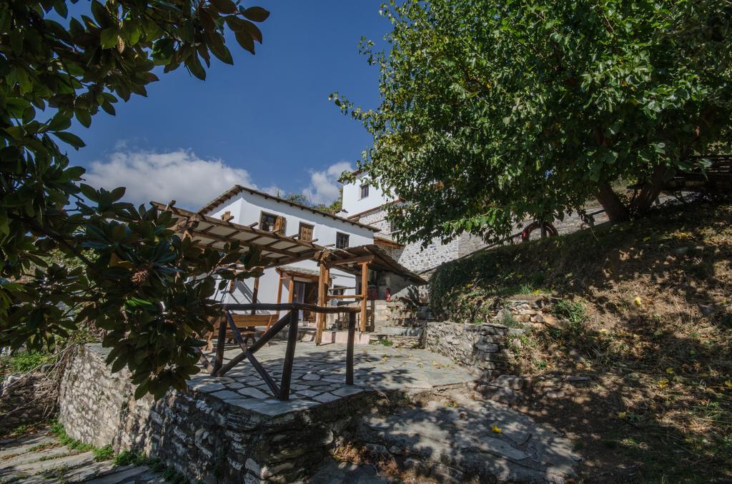Riga'S Pinakoti Lodge Pinakátai Rom bilde